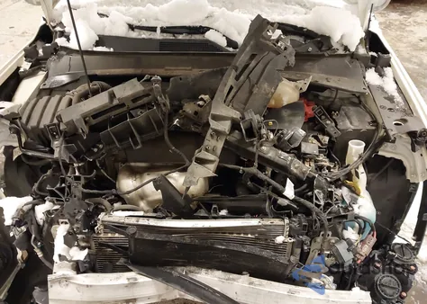 2019 Jeep Compass Altitude 4X4 from USA, damaged, VIN 3C4NJDBB5KT696367